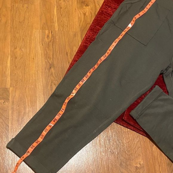 Sold - Picture 3 of 12